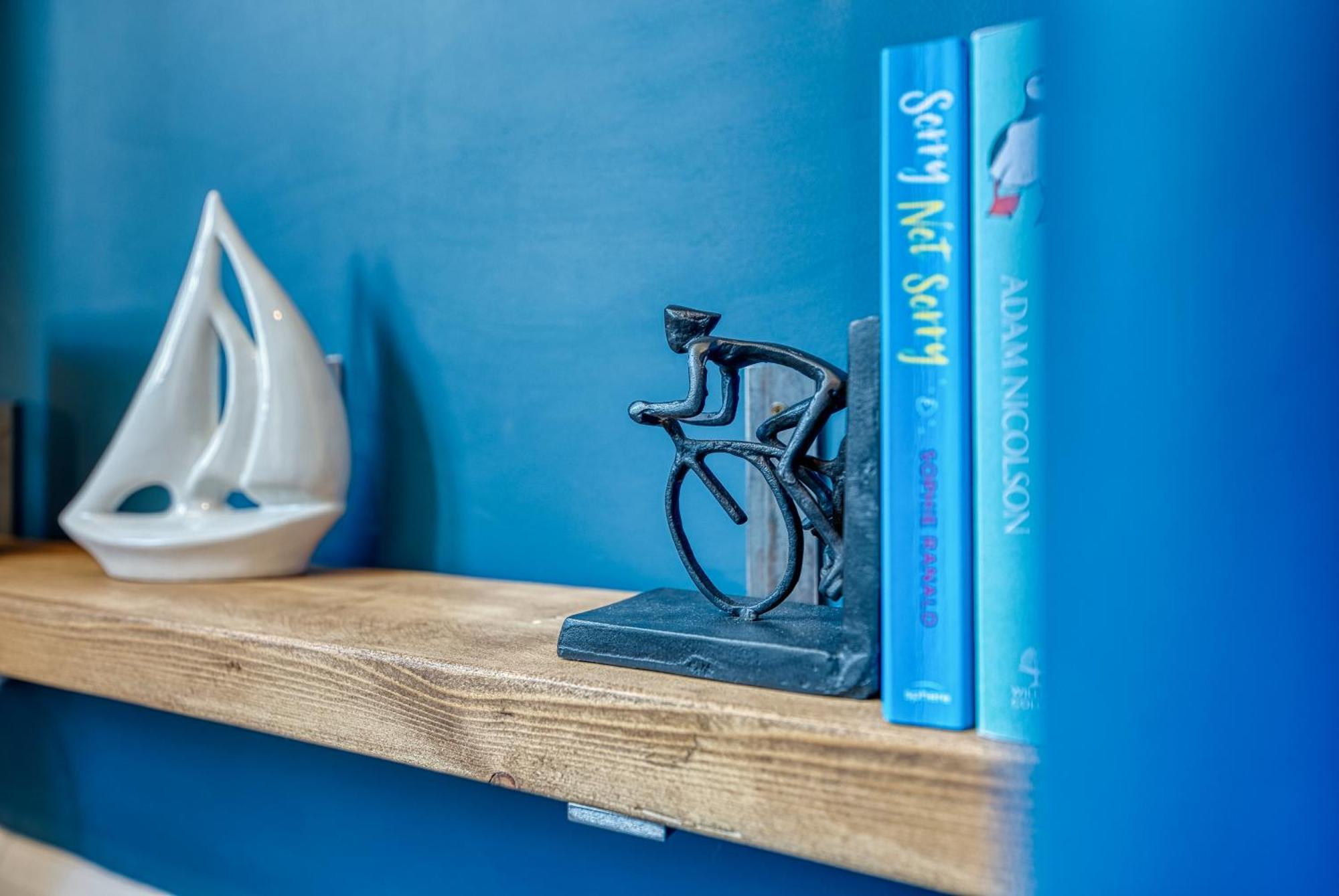 2 Bedrooms Modern, Stunning & Stylish Contractor House, Prime Portsmouth Location With Free Parking Permit, Summer Special Offer!! - By Blue Puffin Stays Eksteriør bilde