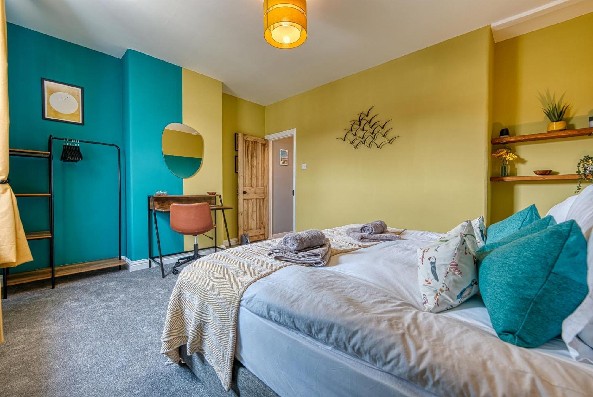 2 Bedrooms Modern, Stunning & Stylish Contractor House, Prime Portsmouth Location With Free Parking Permit, Summer Special Offer!! - By Blue Puffin Stays Eksteriør bilde