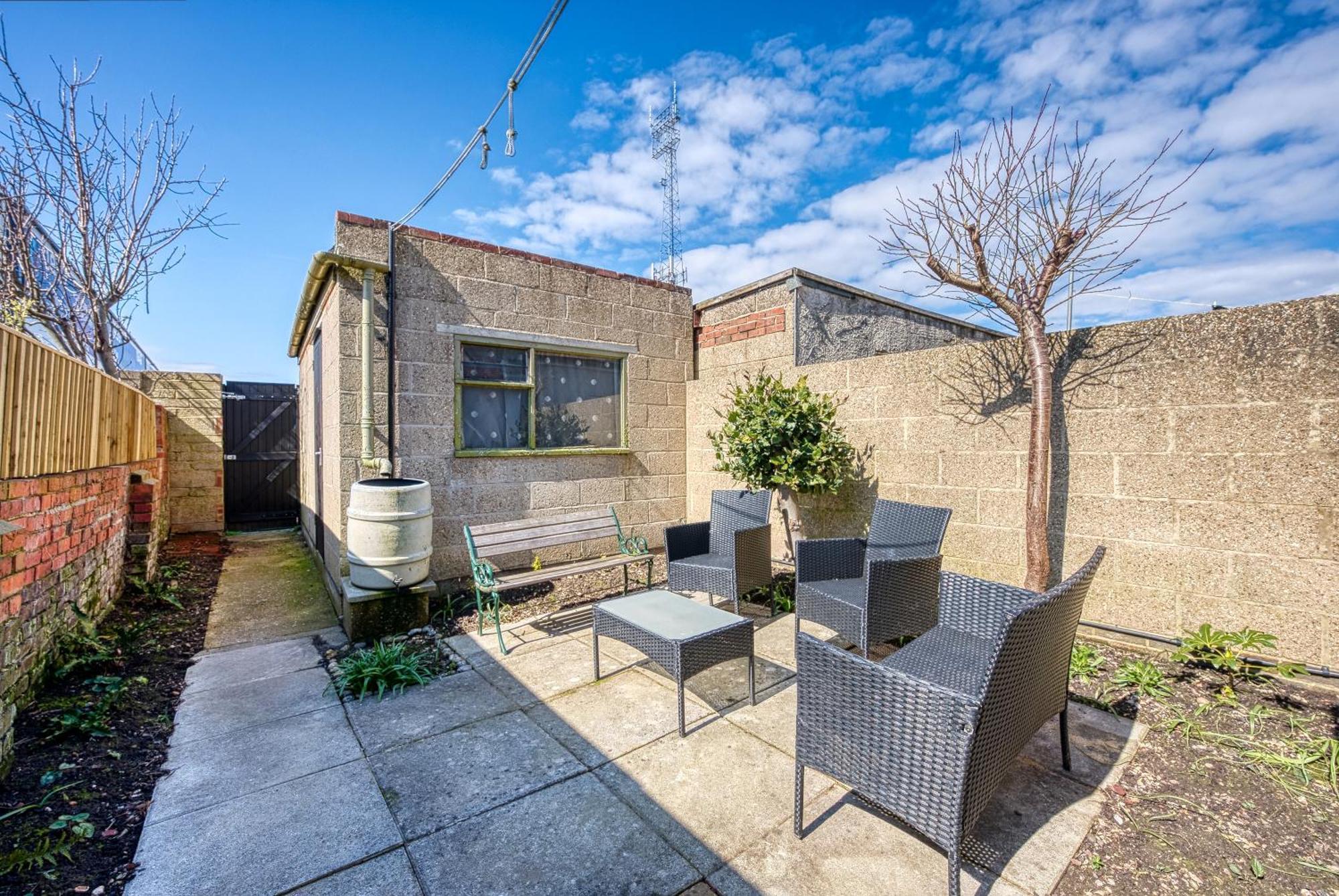 2 Bedrooms Modern, Stunning & Stylish Contractor House, Prime Portsmouth Location With Free Parking Permit, Summer Special Offer!! - By Blue Puffin Stays Eksteriør bilde