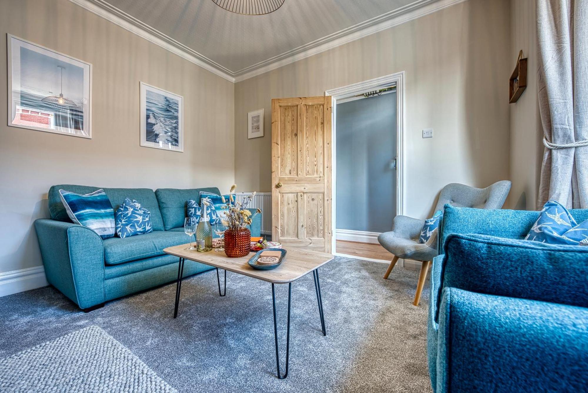 2 Bedrooms Modern, Stunning & Stylish Contractor House, Prime Portsmouth Location With Free Parking Permit, Summer Special Offer!! - By Blue Puffin Stays Eksteriør bilde