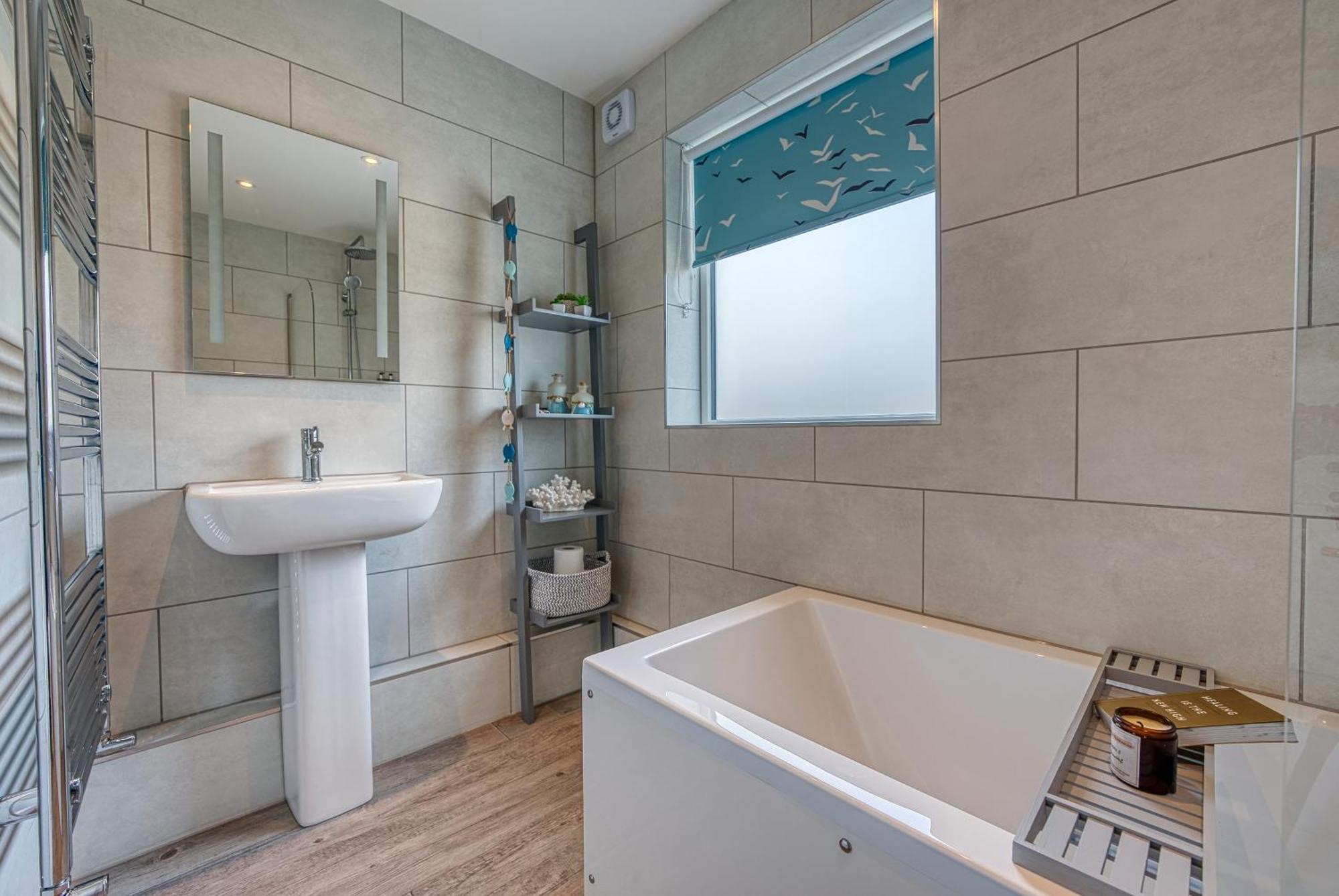 2 Bedrooms Modern, Stunning & Stylish Contractor House, Prime Portsmouth Location With Free Parking Permit, Summer Special Offer!! - By Blue Puffin Stays Eksteriør bilde